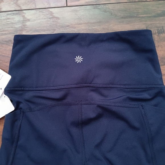 ATHLETA ULTIMATE STASH II 7/8 TIGHT - Picture 11 of 12